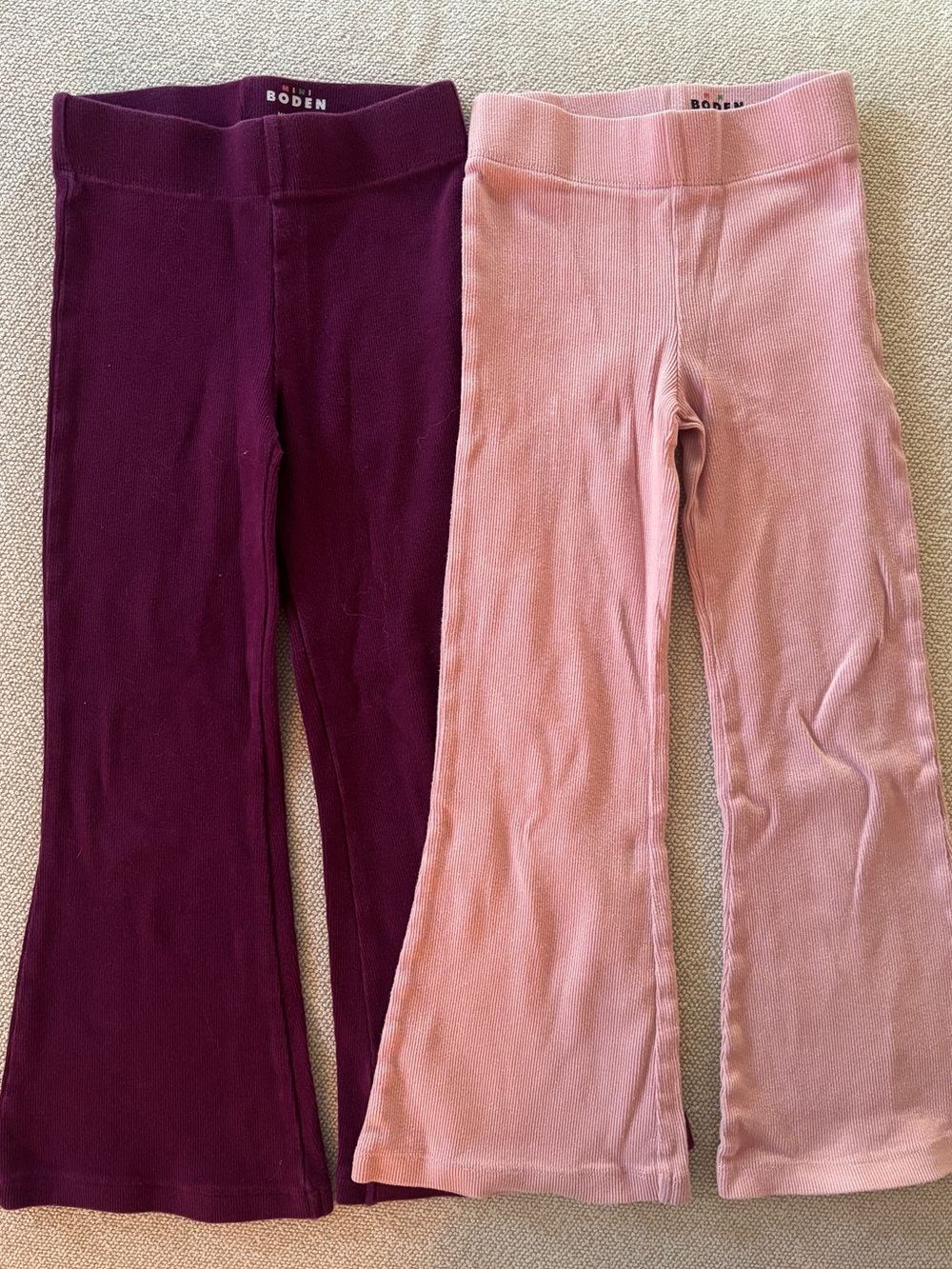 Mini Boden 5-6Y Ribbed Flare Leggings in Pink and Purple